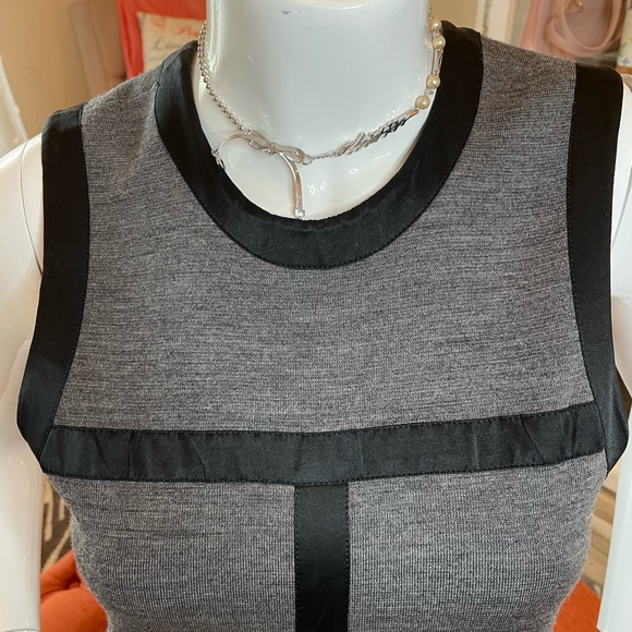 Yves Saint Laurent dress - Picture 2 of 6